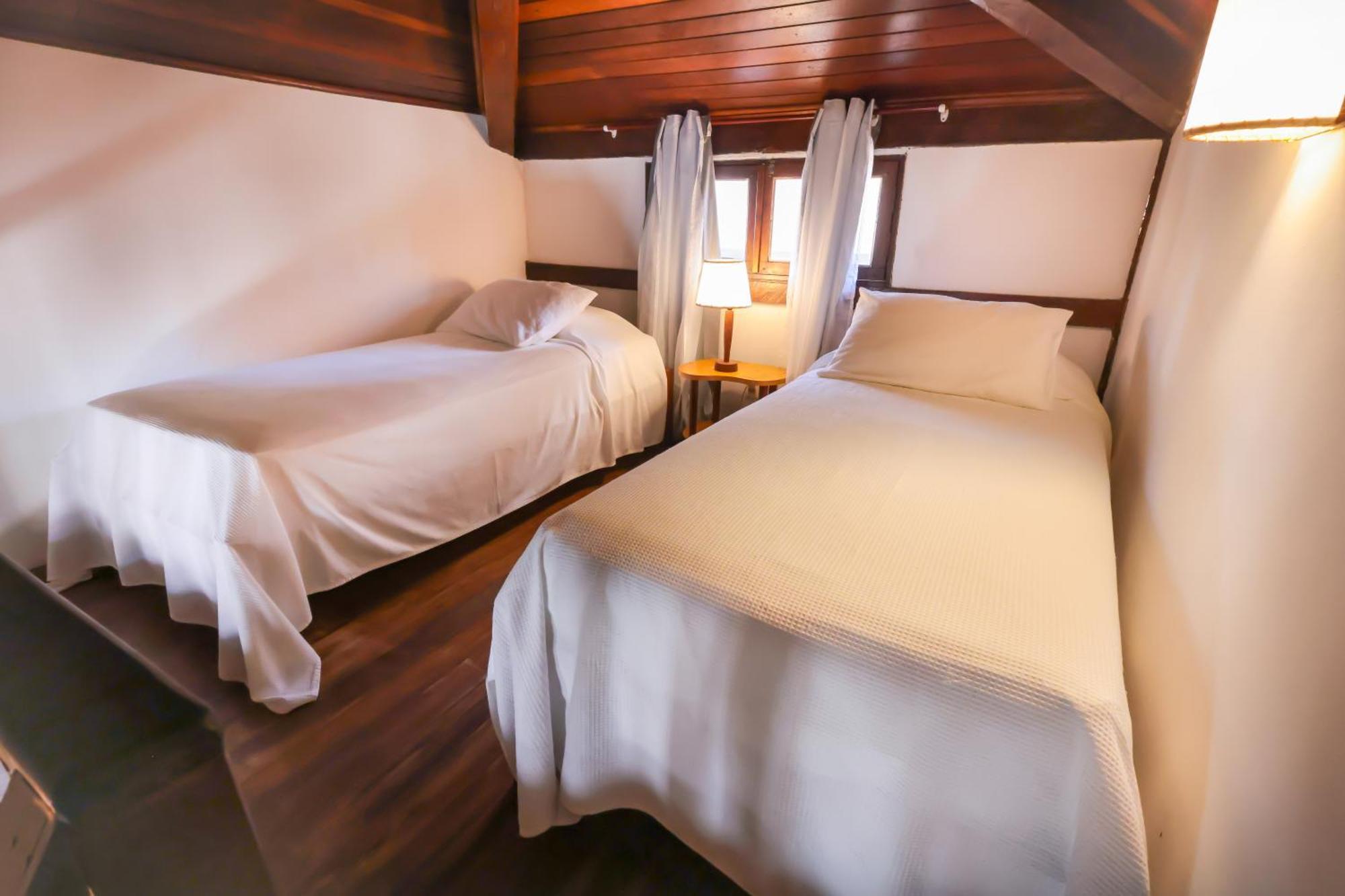 Quintuple Room